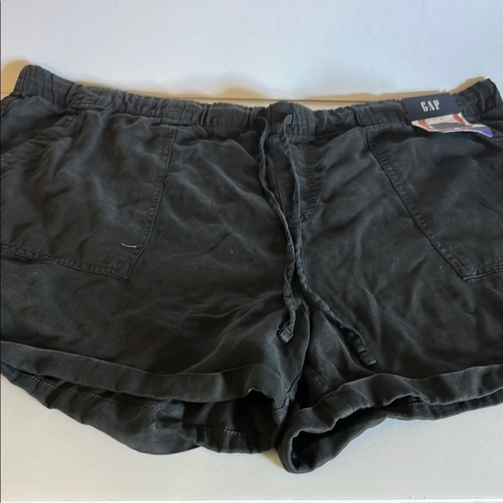 GAP Black High Waist Velour Shorts